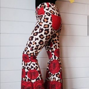 🌹 Leopard Rose Super Flares Ranch Dress’n SZ 24🌹